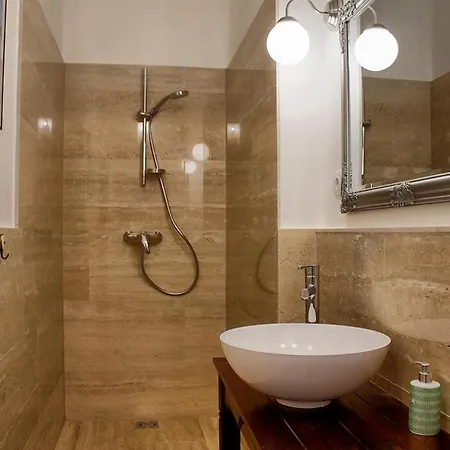 Deluxe In The Heart Of The Apartament Budapesta
